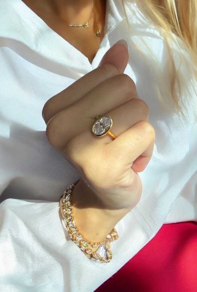 Bezel